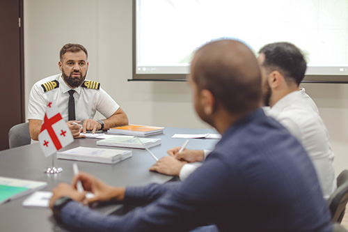 Refreshing course for officer in charge on navigational watch